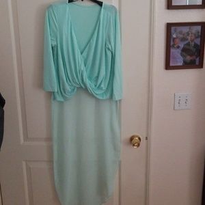 Bebe high /low shirt